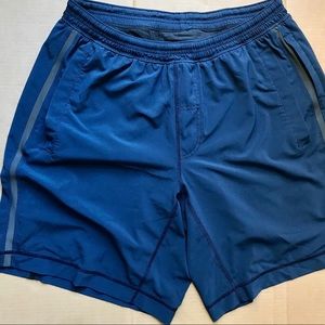 Lululemon men’s pace setter short
